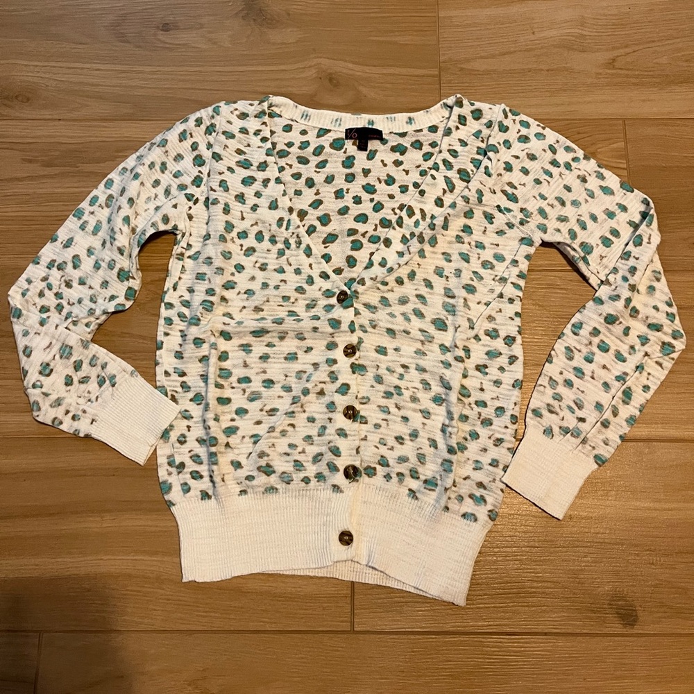 Women’s t/o Sweaters Leopard Print Button Up Sweater